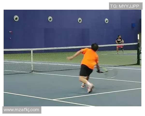 南京网球队的个人能力揭秘:网球巨献背后的训练与成长之路 南京网球队的个人能力揭秘:网球巨献背后的训练与成长之路